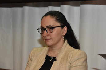vfiqrob-parlamentma-mxari-unda-dauWiros-Zalian-did-da-mniSvnelovan-process--romelic--sazogadoebriv-mauwyebelTan-dakavSirebiT-mimdinareobs