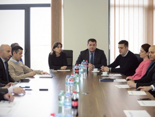 ekonomikis-saministroSi-savaWro-sakiTxebze-momuSave-jgufis-Sexvedra-gaimarTa