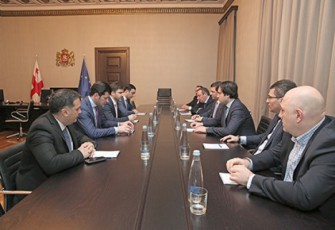 dedaqalaqSi-mSeneblobasTan-dakavSirebuli-regulaciebis-darRvevisTvis-dadgenili-sanqciebi-mkacrdeba