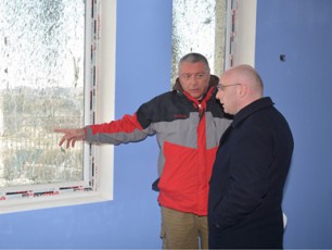 kaxaber-gvancelaZe-mimdinare-samSeneblo-proeqtebs-ecnoba