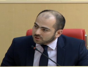 premier-ministrs-imaze-mniSvnelovani-saqme-ar-aqvs-vidre-parlamentSi-mosvlaa