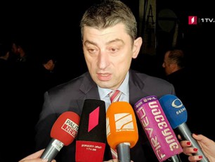 ZiriTadi-amocana-iyo-mokluli-gmiri-Rirseulad-migvebarebina-miwisTvis-axla-mTavari-gamoZiebaa