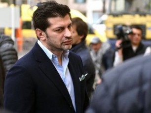 Tu-sadistribucio-kompaniebs-Ramis-saaTebSi-muSaobisTvis-xalxis-damateba-sWirdeba-keTili-inebob-daamaton-radgan-saubaria-qalaqis-keTildReobaze