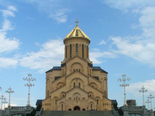 marTlmadidebeli-eklesia-ieso-qristes-jvarcmas-gardamoxsnasa-da-dakrZalvas-ixsenebs