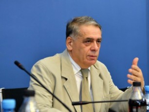 veTanxmebi-mamuka-baxtaZis-iniciativas-Tumca-es-ar-niSnavs-bankebTan-brZolas