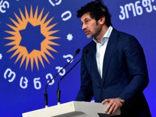 Cven-movaxerxebT-da-SevZlebT-Rirseulad-CavataroT-saprezidento-arCevnebi-da-mivaRwioT-warmatebas