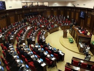somxeTis-parlamenti-premier-ministris-arCevis-sakiTxze-imsjelebs