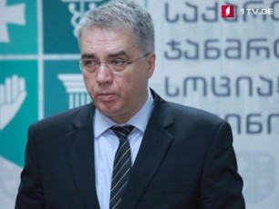 saqarTveloSi-mosaxleobis-80-procenti-Tambaqos-moxmarebis-akrZalvas-mxars-uWers