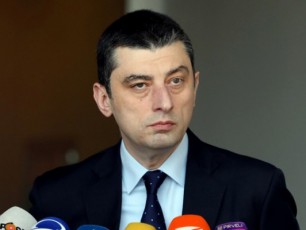 samwuxarod-es-iyo-ufro-populisturi-gamosvla