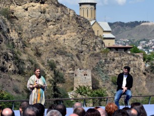 Tbilisis-meria-kulturuli-da-SemoqmedebiTi-xelovnebis-axal-platformas---Tbilisis-cis-qveS-qmnis