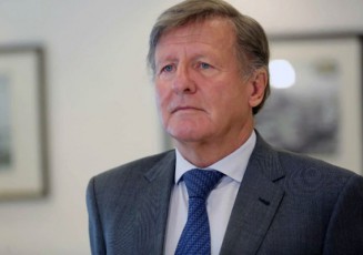 arcTu-ise-bevri-qveyanaa-evrokavSiris-gareT-sadac-evrokavSiris-droSaze-gamosaxuli-oqrosferi-varskvlavebi-ase-Sinaurulad-grZnoben-Tavs