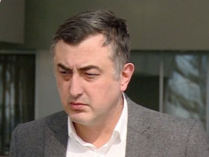 imaze-uaresi-araferi-SeiZleba-xdebodes-rodesac-realurad-samarTaldamcavebma-da-sazogadoebam-ar-ician-rogor-narkopolitikas-atarebs-xelisufleba