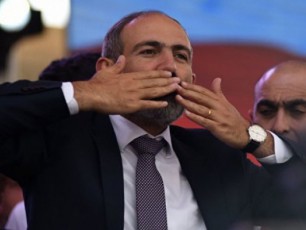 nikol-faSinianis-mier-yarabaRze-gakeTebuli-gancxadebebi-azerbaijans-kiTxvebs-uCens