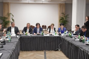 parlamentis-Tavmjdomare-imedovnebs-rom-narkopolitikasTan-dakavSirebul-sakiTxebze-SeTanxmeba-uaxloes-periodSi-miiRweva