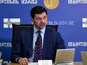 gaficvis-periodSi-dedaqalaqSi-arsebuli-municipaluri-avtobusebi-mosaxleobas-ufasod-moemsaxureba