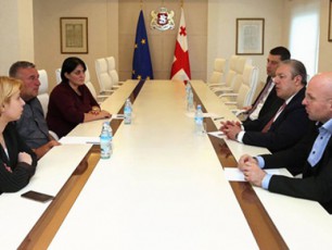 saxelmwifo-gaakeTebs-yvelafers-raTa-xoravas-quCaze-momxdari-mkvleloba-srulyofilad-iyos-gamoZiebuli