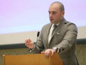 mamuka-baxtaZe--visaubreT-im-ekonomikur-iniciativebze-romelsac-uaxloes-dReebSi-gavaJRerebT