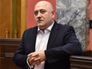 rezolucias-evropuli-politikis-warmmarTveli-partiebis-absoluturi-umravlesoba-mxars-uWers