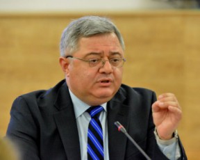 daviT-usufaSvili-mTavrobis-funqcionirebaze-pasuxismgebloba-unda-aiRos-biZina-ivaniSvilma