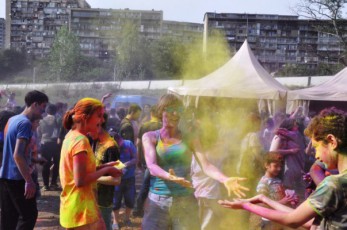 mziurSi-ferebis-festivali-mimdinareobs