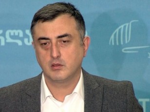 rasac-mamuka-baxtaZe-akeTebs-aris-ukan-gadadgmuli-kidev-erTi-nabiji