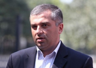 droebiTi-mTavroba-SinaarsiT-pasuxebiT-da-kompetenciiTac-sruliad-droebiTi-aRmoCnda