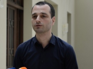 oTxozoria-tatunaSvilis-sia-am-dromde-warmodgenili-ar-aris-da-dairRva-parlamentisTvis-micemuli-vada
