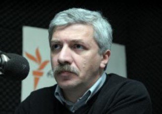 irakli-SaviSvili--mamuka-baxtaZis-iniciativebi-ufro-populisturi-mgonia