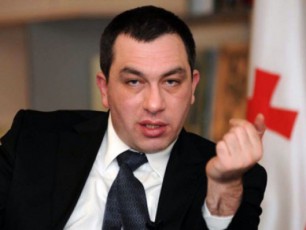 Tea-wulukians-Tu-aqcevT-saxed-es-opoziciisTvis-saarCevnod-kargic-SeiZleba-iyos-Tumca-Zviri-dagijdebaT