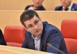 nikanor-meliam-ilaparaka-raRacebi-miedo-moedo-da-Seecada-rom-sazogadoebas-gamoetana-daskvna-TiTqos-mamuka-baxtaZem-auditis-samsaxuri-saqarTvelos-rkinigzaSi-ar-SeuSva