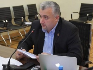 arc-erTi-seriozuli-Tema-romelic-dRes-marTla-awuxebs-xalxs-ar-iyo-detalurad-ganxiluli