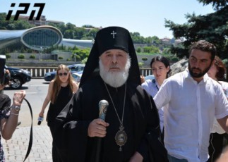 didi-xania-sinodis-sxdoma-ar-Semdgara-albaT-dagrovda-eklesiaSi-sakiTxebi-da-amaze-iqneba-msjeloba