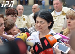 prokurorebis-pirad-interess-namdvilad-ver-vxedavdi-gansakuTrebiT-levanTan-mimarTebaSi