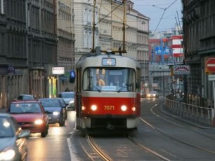gengegmaSi-sxva-transportTan-erTad-TbilisSi-tramvais-aRdgenis-SesaZleblobazecaa-saubari