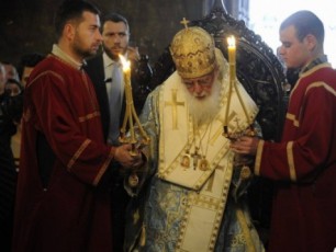 SevTxovT-ufals-mogvces-Cven-iseTi-gansacdeli-romelsac-aitans-qarTveli-adamiani