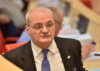 parlamentma-muSaoba-srulad-TbilisSi-unda-gaagrZelos-gansakuTrebiT-rodesac-sagangebo-situaciaa