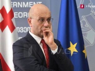 saxelmwifo-mmarTvelobis-cifrul-teqnologiaze-maqsimaluri-dafuZneba-biurokratias-Seamcirebs-da-Tanxebs-gamoaTavisuflebs