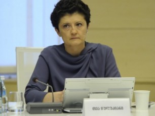 maxsovs-bavSvobis-ubeduri-dro-roca-maRal-Tanamdebobaze-iyaviT-dadga-dro-roca-bavSvma-Tea-wulukianma-gipasuxaT