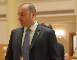 oTar-farcxalaZis-genprokuroris-postze-wardgenisTvis-pasuxismgebloba-iusticiis-ministrsac-unda-aeRo-Tu-misi-nasamarTleobis-Sesaxeb-informacia-hqonda