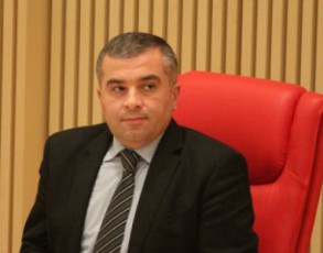 mcire-SesaZleblobebis-mTavrobas-Cven-mxars-ver-davuWerT