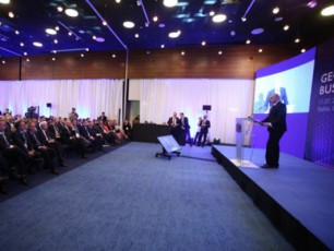Cven-vaxorcielebT-mniSvnelovan-infrastruqturul-proeqtebs-rom-saqarTvelos-rogorc-tranzituli-qveynis-roli-kidev-ufro-gavzardoT