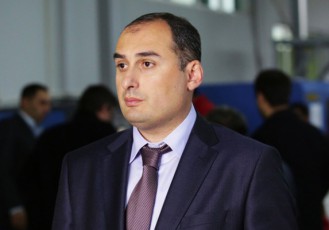 Zalian-bevr-adamianze-maqvs-naTqvami-uari-da-rogorc-wesi-SemdgomSi-am-adamianebisgan-modioda-Worebi