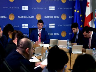 sxvadasxva-klasis-obieqtebze-arqiteqturul-gegmarebiTi-davalebis-samSeneblo-proeqtisa-da-grg-s-momzadeba-SesaZloa-sertificirebas-daeqvemdebaros