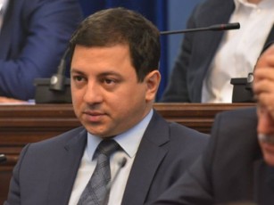 arCil-TalakvaZe-iniciativiT-gamodis-sajaro-skolebs-sabaziso-dafinansebasTan-erTad-Sedegze-morgebuli-dafinansebis-modelic-SesTavazon