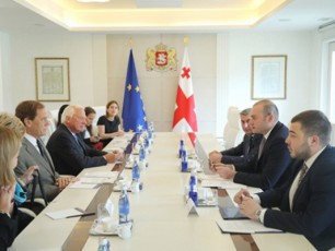 NDI-is-delegaciis-SefasebiT-saqarTveloSi-saarCevno-procesebis-mimarT-ndoba-gazrdilia