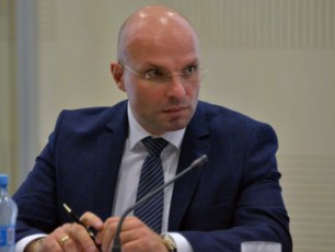 me-Tu-mkiTxavT-saprokuroro-sabWoze-mniSvnelovani-am-etapze-saprokuroro-saqmianobasa-da-gamoZiebas-Soris-mkafio-xazis-gavlebaa