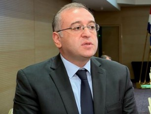 savaluto-fondis-sxvadasxva-kvleva-arsebobs-da-ver-getyviT-konkretulad-romelze-kvlevazea-saubari