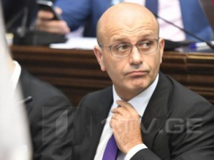 socialurad-daucveli-ojaxebisTvis-maisis-Tvis-eleqtroenergiis-safasuris-dasafarad-200-000-larze-meti-gamoiyofa