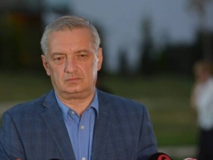 aris-sakmaod-myari-mosazreba-rom-iqneb-salome-zurabiSvils-davuWiroT-mxari-an-saerTod-ar-CaverToT-am-procesebSi
