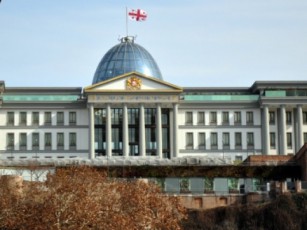 saprezidento-arCevnebis-TariRi-kviris-bolomde-gaxdeba-cnobili